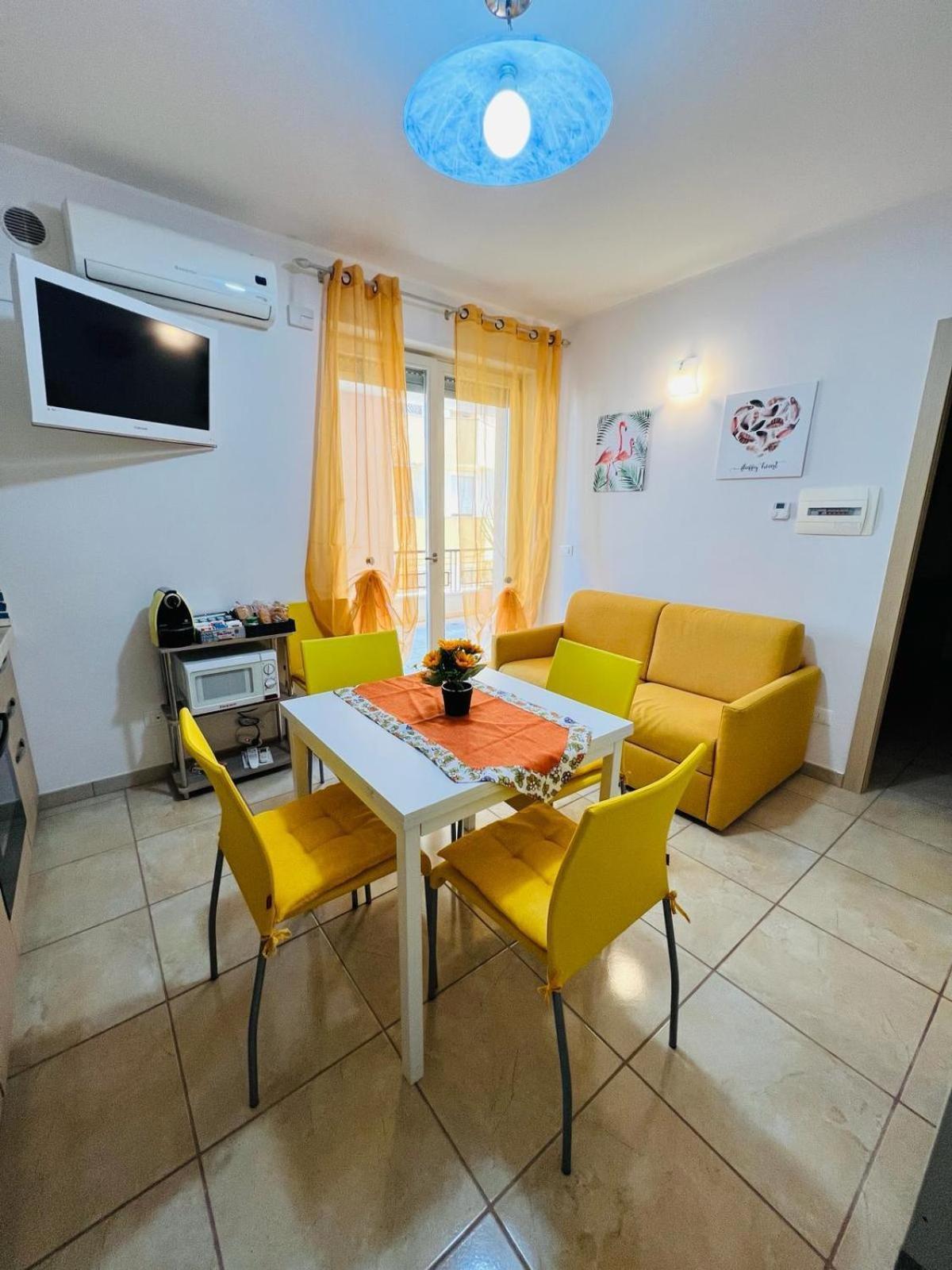 Apartamento Andrea House Lecce Exterior foto